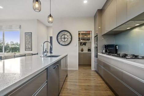 Photo of property in 11 Nobilo Road, Kumeu, 0810