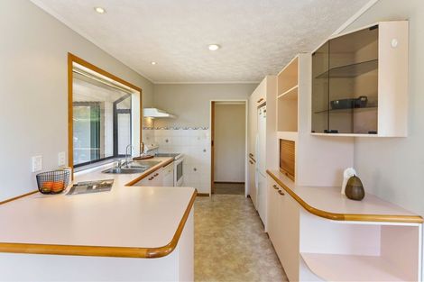 Photo of property in 71 Elizabeth Street, Waikanae, 5036