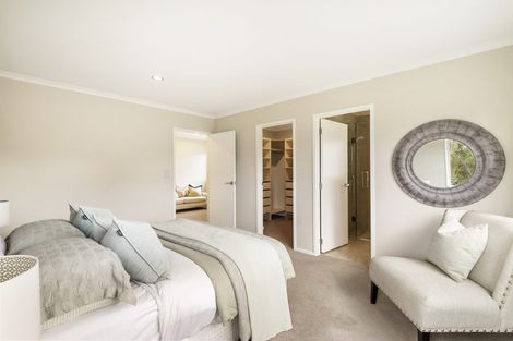 Photo of property in 29d Greenhithe Road, Greenhithe, Auckland, 0632