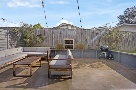 Photo of property in 1/13 Broadview Place, Howick, Auckland, 2014