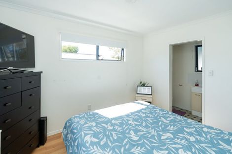 Photo of property in 25 Rosalind Street, Deanwell, Hamilton, 3206