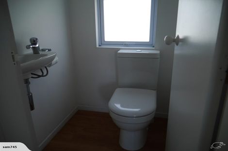 Photo of property in 19 Miro Street, Eastbourne, Lower Hutt, 5013