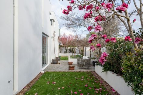 Photo of property in 14 Stirling Street, Merivale, Christchurch, 8014