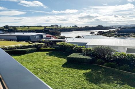 Photo of property in 15 Maataitai Road, Raglan, 3225