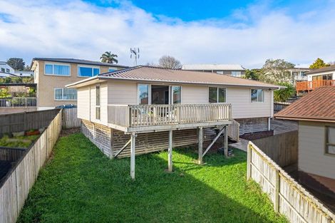 Photo of property in 148a Aviemore Drive, Highland Park, Auckland, 2010