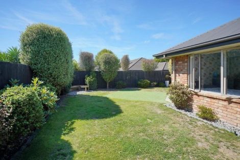 Photo of property in 10 Tawa Place, Parklands, Christchurch, 8083
