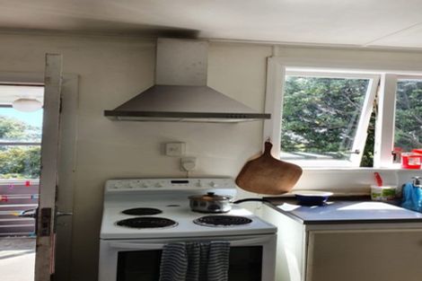 Photo of property in 31 Matatiro Street, Titahi Bay, Porirua, 5022