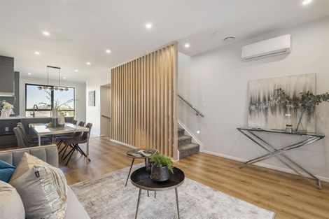 Photo of property in 2/14 Williamson Avenue, Belmont, Auckland, 0622