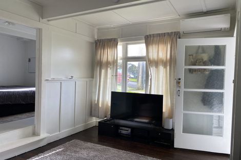 Photo of property in 18 Shoal Bay Road, Devonport, Auckland, 0624