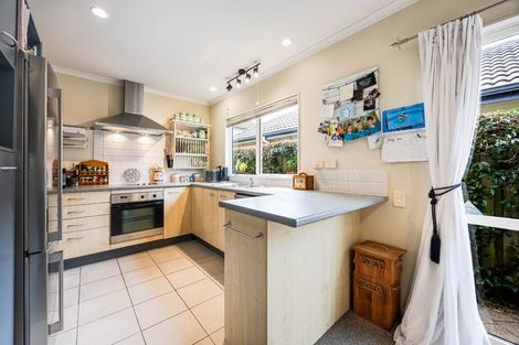 Photo of property in 4 Applebox Lane, Henderson, Auckland, 0612