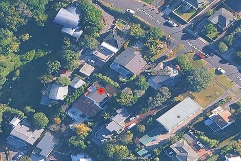 Photo of property in 2/56 Palmerston Road, Birkenhead, Auckland, 0626