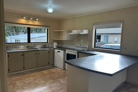 Photo of property in 14 Elizabeth Street, Orewa, 0931