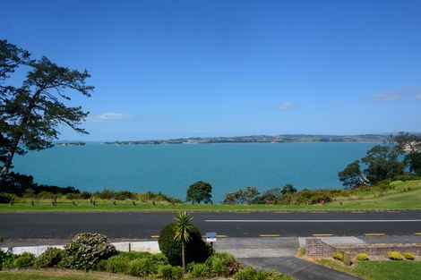Photo of property in 58 Marine Parade, Mellons Bay, Auckland, 2014