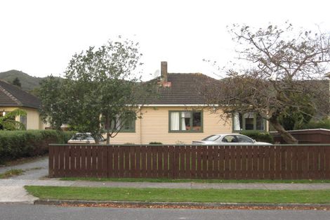 Photo of property in 60 Chapman Crescent, Naenae, Lower Hutt, 5011