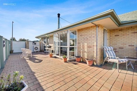 Photo of property in 22 Paget Drive, Woodend, 7610