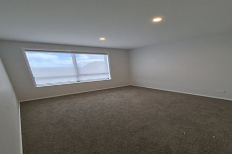 Photo of property in 6a Brunton Place, Glenfield, Auckland, 0629