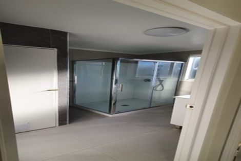 Photo of property in 1/9 Miro Street, New Lynn, Auckland, 0600