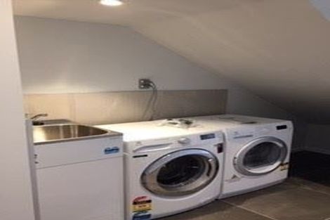 Photo of property in 101 Bordeaux Parade, Te Atatu South, Auckland, 0610