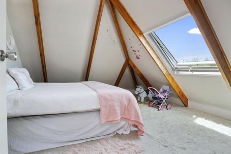 Photo of property in 50b Williams Street, Cambridge, 3434