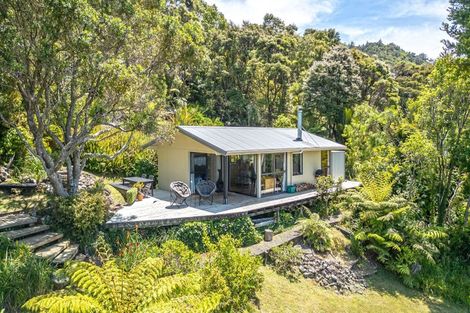 Photo of property in 11 Kowhai Place, Tuateawa, Coromandel, 3583