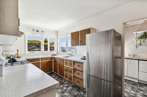 Photo of property in 67 Wadestown Road, Wadestown, Wellington, 6012