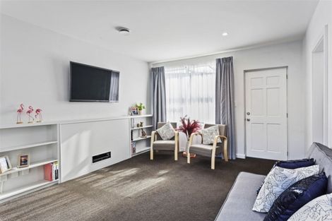 Photo of property in 10 Phoenix Lane, Northcote, Christchurch, 8052