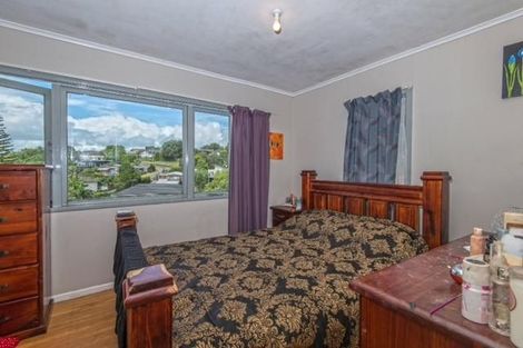 Photo of property in 693 Beach Road, Rothesay Bay, Auckland, 0630