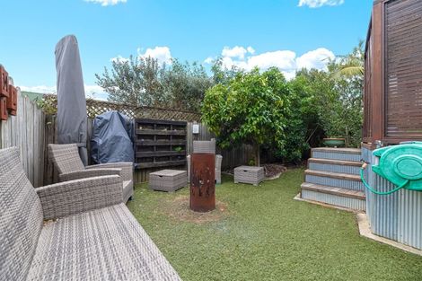 Photo of property in 2/13 Quebec Road, Milford, Auckland, 0620