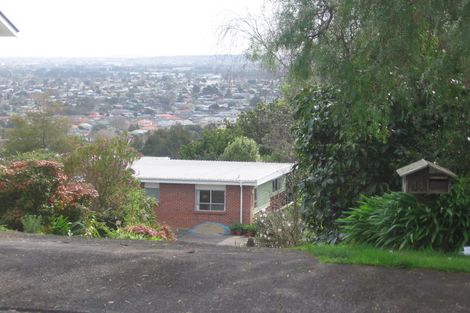 Photo of property in 14 Gibbs Crescent, Red Hill, Papakura, 2110