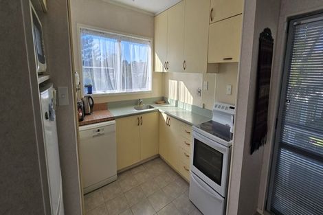 Photo of property in 10a Kayeleen Place, Cockle Bay, Auckland, 2014