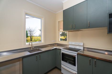 Photo of property in 3 Nicks Head Station Road, Muriwai, Gisborne, 4072