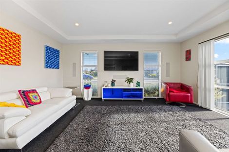 Photo of property in 53 Dunlops Crescent, Bottle Lake, Christchurch, 8083