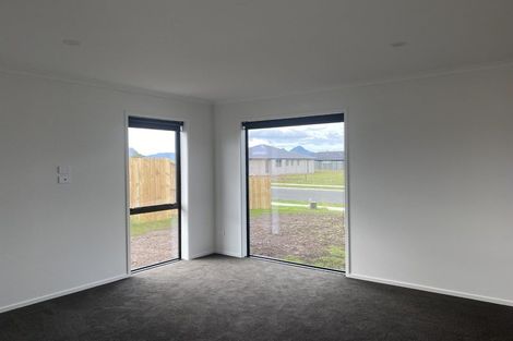 Photo of property in 36 Taurangawaka Road, One Tree Point, 0118