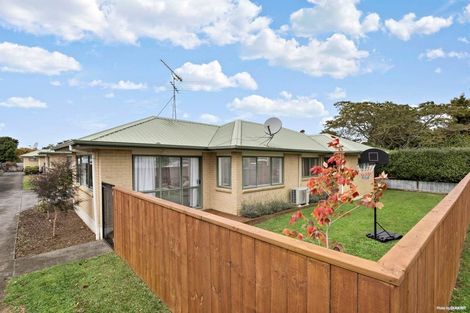 Photo of property in 23 George Crescent, Buckland, Pukekohe, 2677
