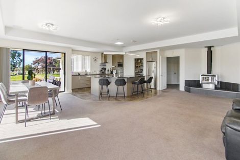 Photo of property in 178 Awamoa Road, Holmes Hill, Oamaru, 9492