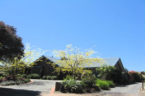 Photo of property in 17 Ardilea Avenue, Stoke, Nelson, 7011