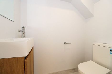 Photo of property in 4c Blue Gum Rise, Sunnyhills, Auckland, 2010