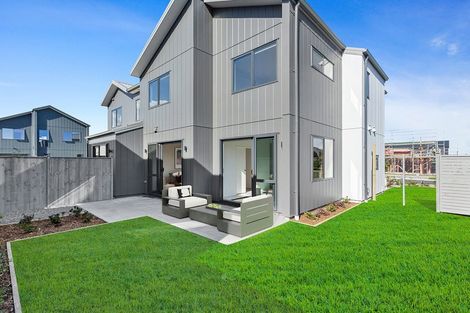 Photo of property in 36 Viridian Avenue, Rosehill, Papakura, 2113