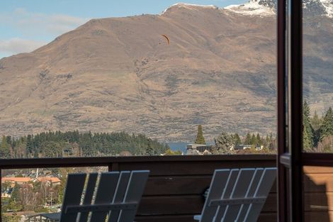 Photo of property in 8b Kiely Lane, Queenstown, 9300
