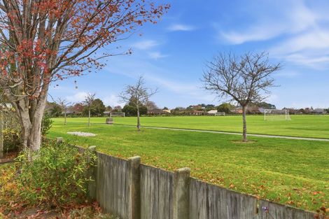 Photo of property in 12 Hatfield Place, Avonhead, Christchurch, 8042