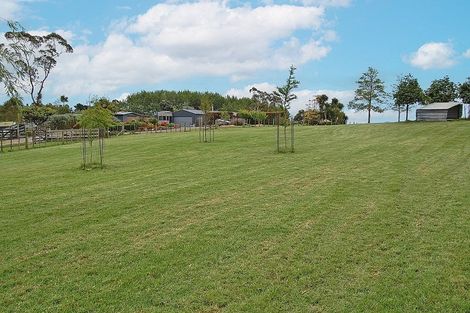 Photo of property in 1104 Oneriri Road, Kaiwaka, 0573