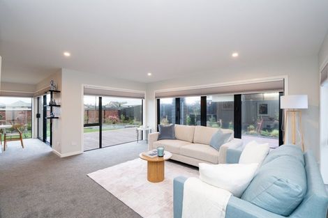 Photo of property in 77 Richfield Drive, Waikiwi, Invercargill, 9810