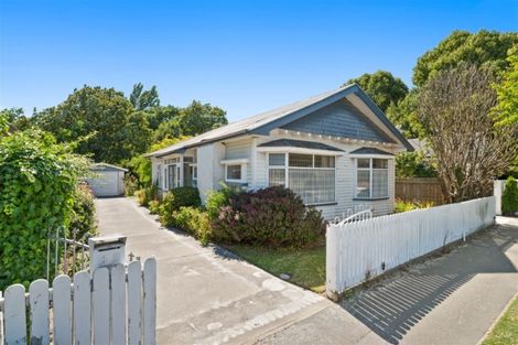Photo of property in 122 Strickland Street, Sydenham, Christchurch, 8023