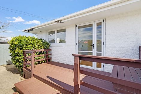 Photo of property in 1/17 Lake Terrace Road, Burwood, Christchurch, 8061