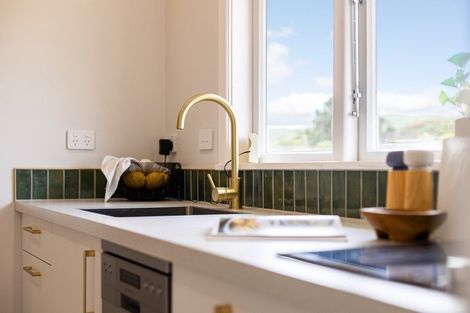 Photo of property in 43 Leicester Street, Cannons Creek, Porirua, 5024
