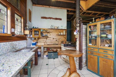 Photo of property in 138 Paroa Bay Road, Russell, 0272