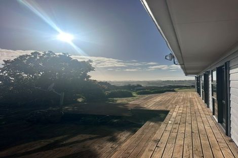 Photo of property in 401 Oneriri Road, Kaiwaka, 0573
