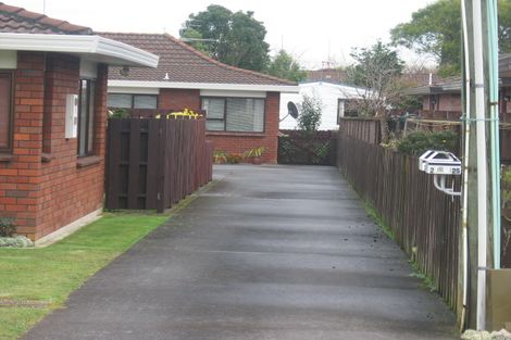 Photo of property in 2/25 Duke Street, Papakura, 2110