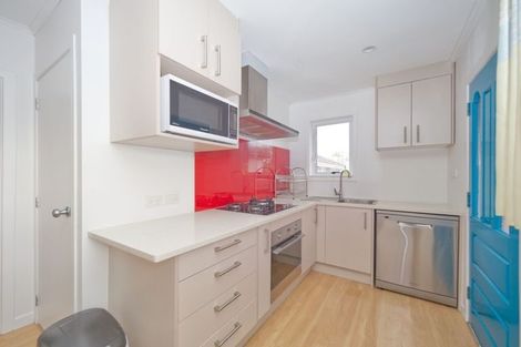 Photo of property in 1/456 Glenfield Road, Glenfield, Auckland, 0629