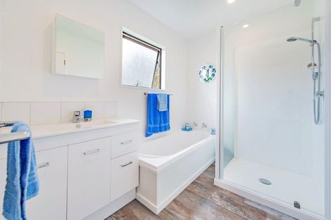 Photo of property in 8 Saint James Street, Southbridge, 7602